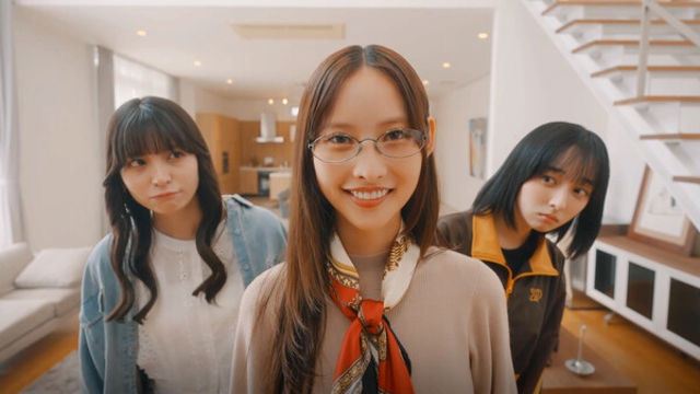 Tải game Roommates Romance and Ringing Hearts-GoldBerg